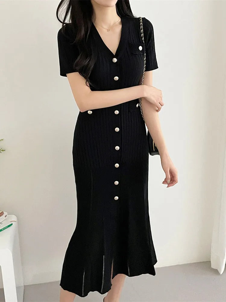 Alysha Glamour | Tidløs elegance - kjole til enhver lejlighed