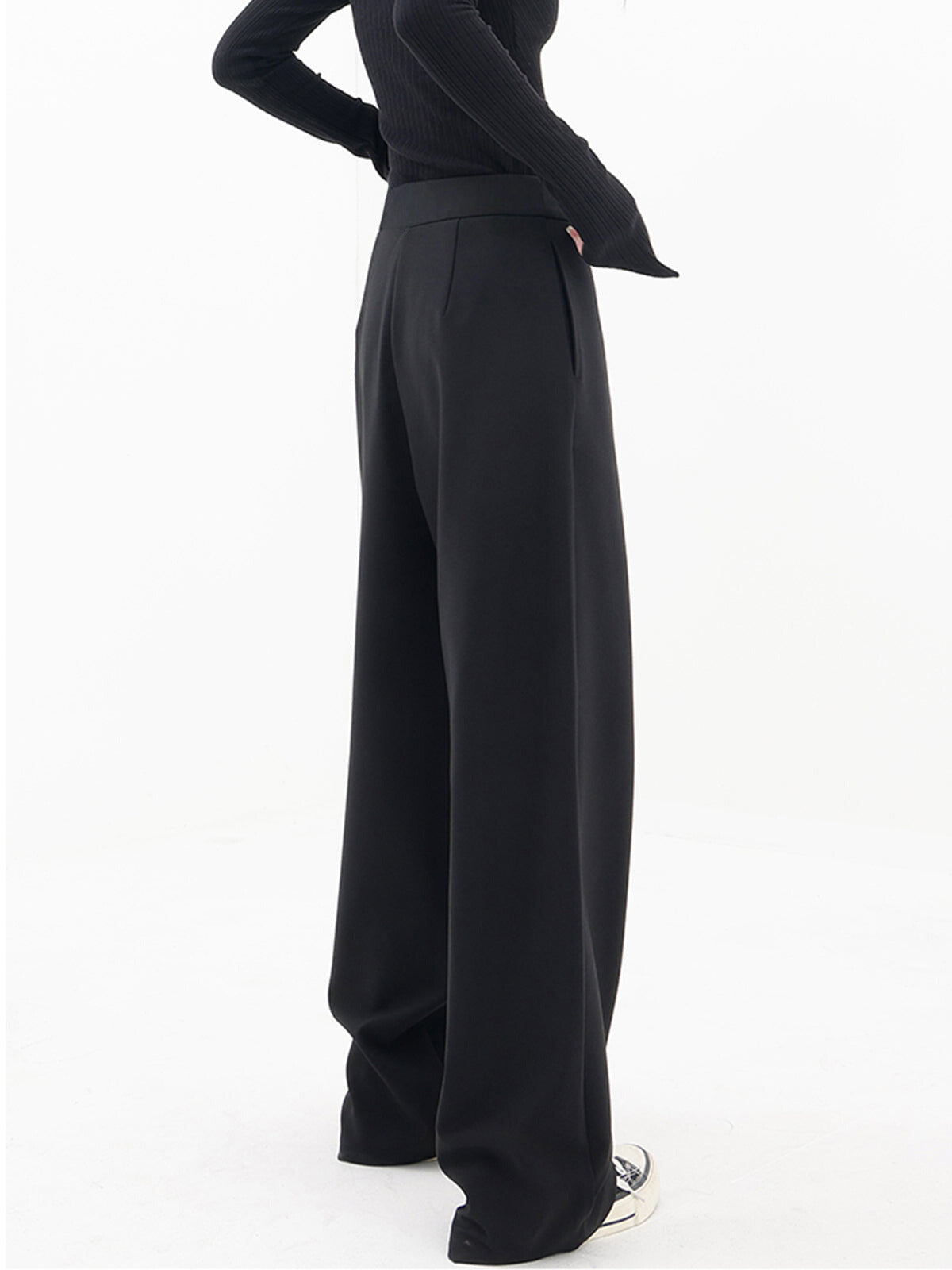 AMNA© Style Revolution | Asymmetriske baggy bukser med komfortabelt design