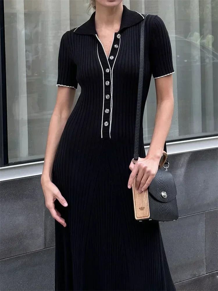 EmmyStyle | Elegant maxikjole med høj talje og patchwork-design