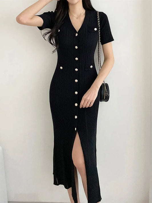 Alysha Glamour | Tidløs elegance - kjole til enhver lejlighed
